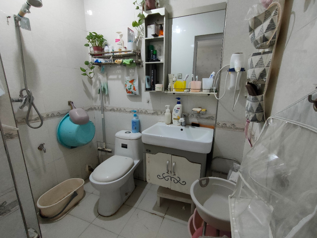 家乐福精装修 一室一厅拎包入住好楼层_9