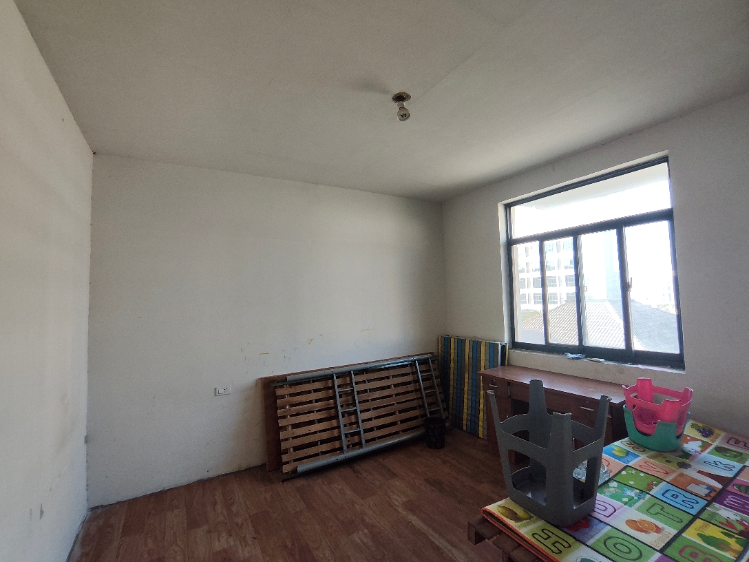 香樟苑四期简装3室两厅_5