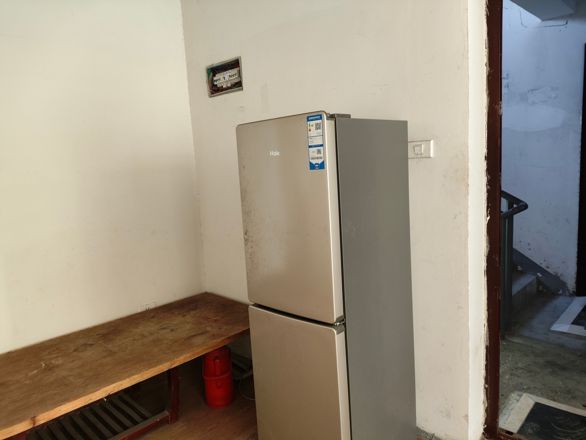 香樟苑四期简装3室两厅_2