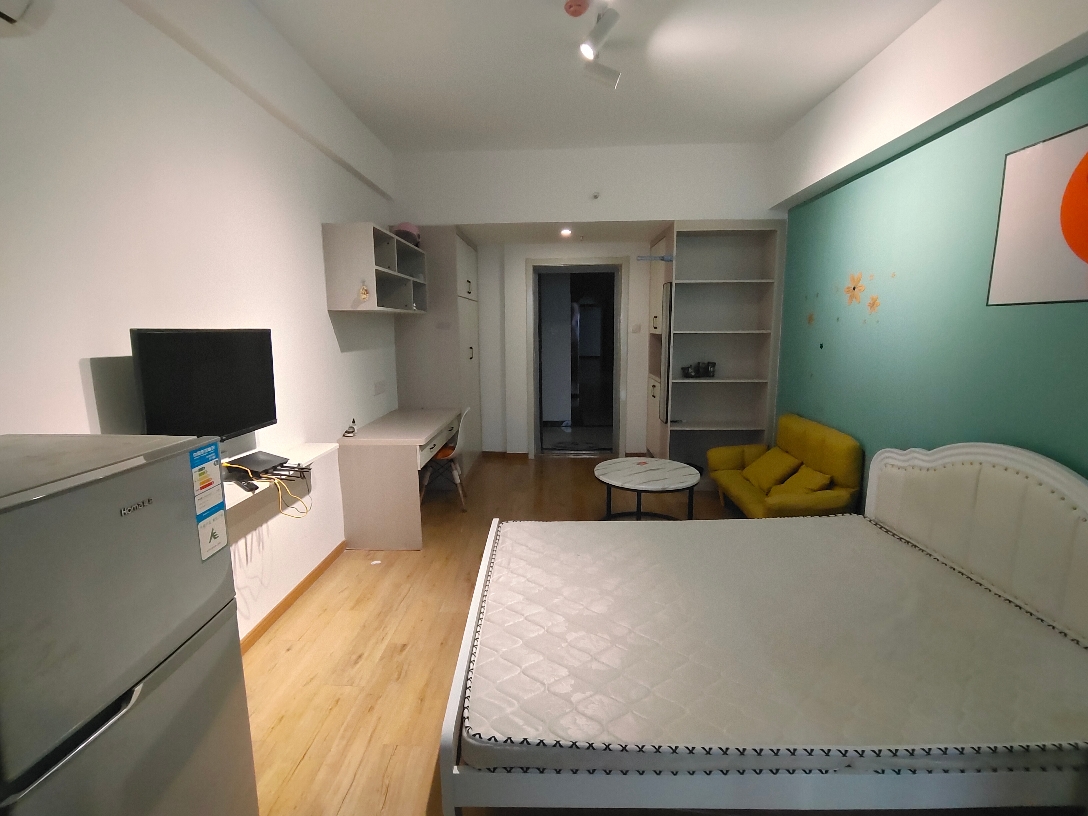 屋托邦青年公寓 火车站对面 交通便利 可自住可投资_6