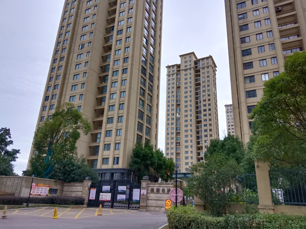 观湖名居毛坯三室_11