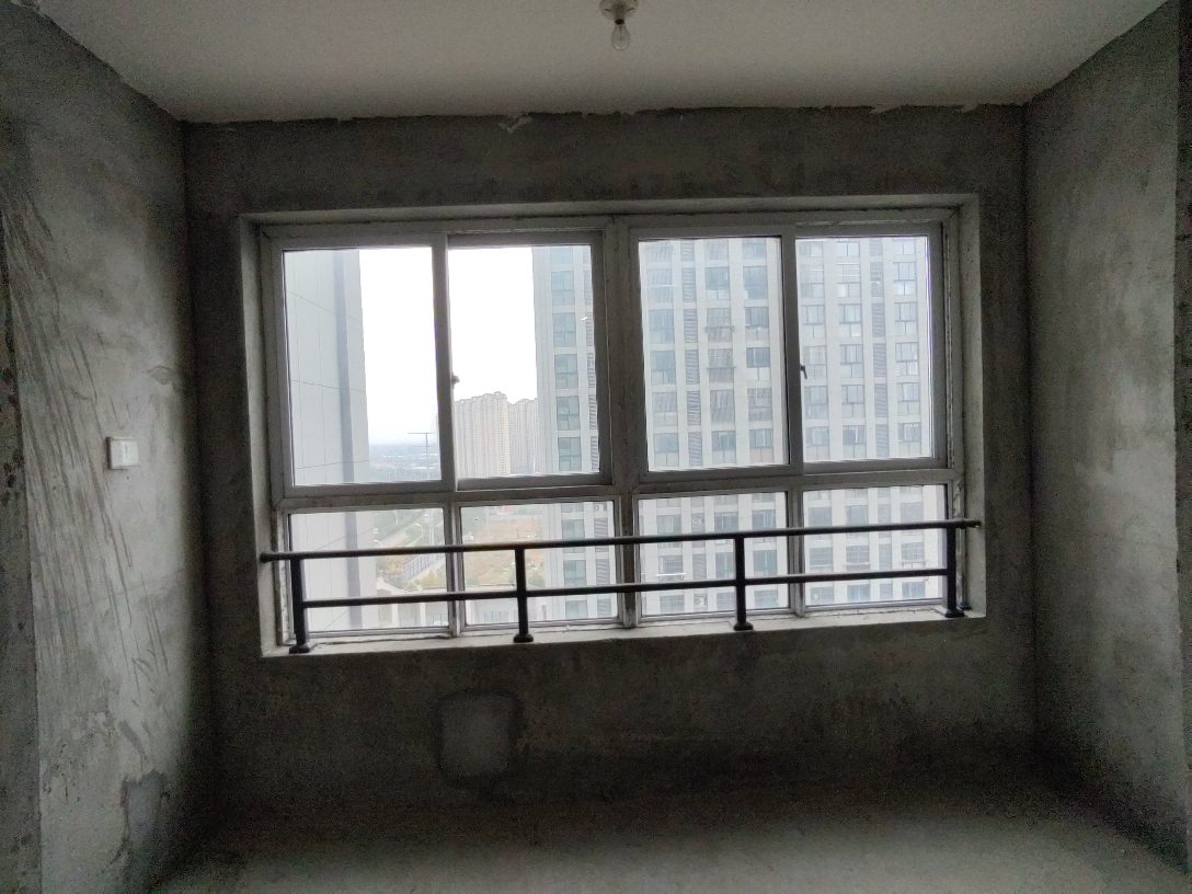 鸿朗阳光城毛坯3室2厅谢二小分校学区_8