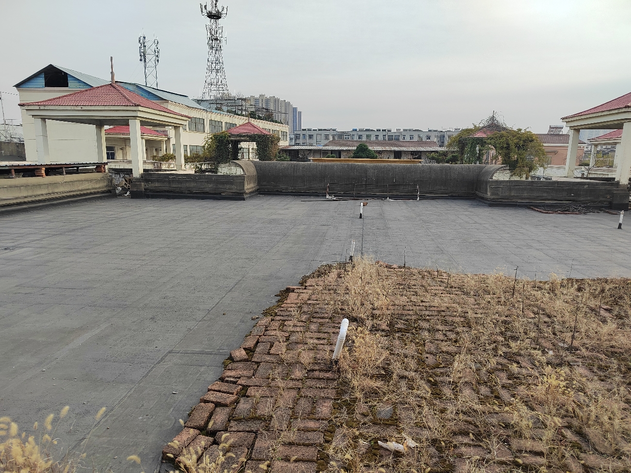 淮滨街道金湾名街三层商铺357.01平简装出售_9
