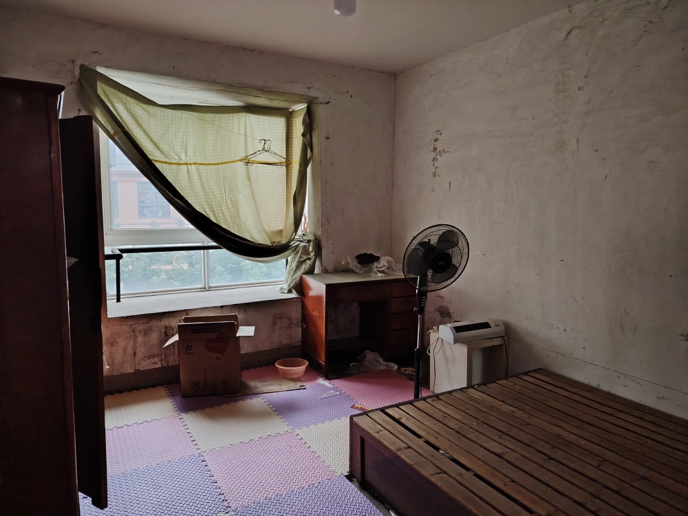 前锋新村 两室两厅 80平诚心出售_4