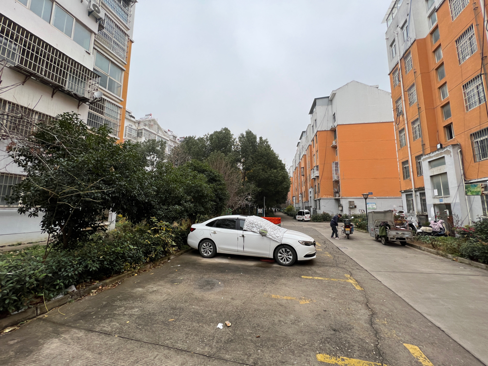 康安家园 6跃7 精装四室 南北通透 房东诚心出售_11