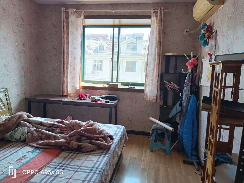 现代汉城精装修拎包入住六送七出租出售。_2
