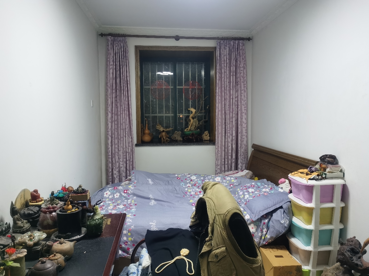 精装修，拎包入住，房型正，采光好，两室两厅_4