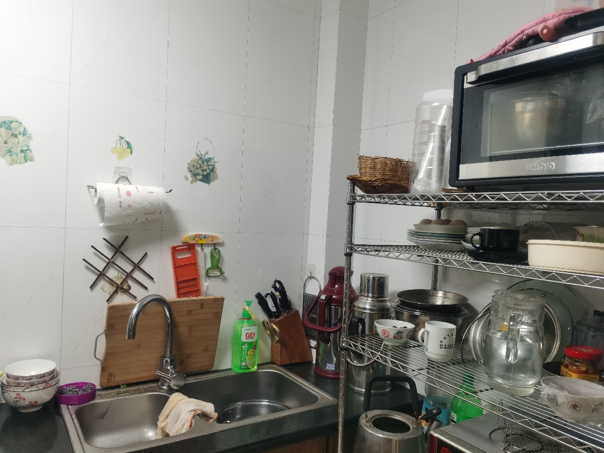 精装修，拎包入住，房型正，采光好，两室两厅_6