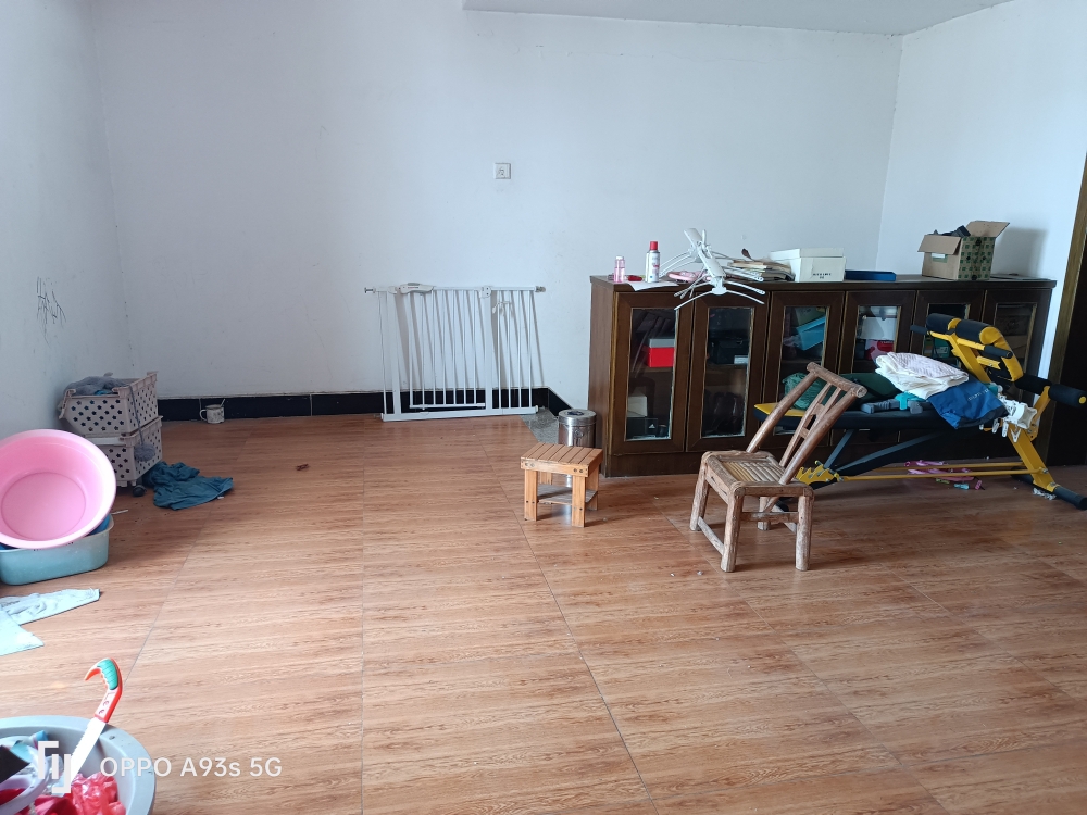 现代汉城精装修拎包入住六送七出租出售。_17