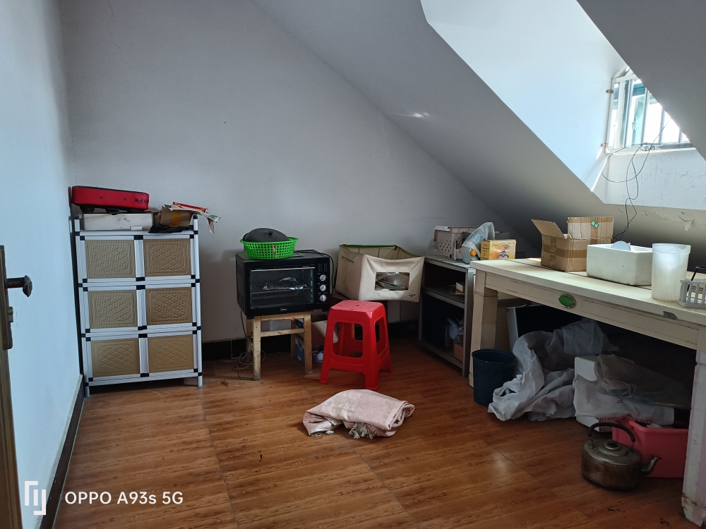 现代汉城精装修拎包入住六送七出租出售。_15