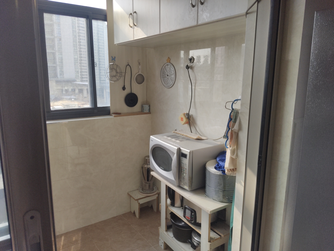 万茂中心一室一厅吉屋出租_6