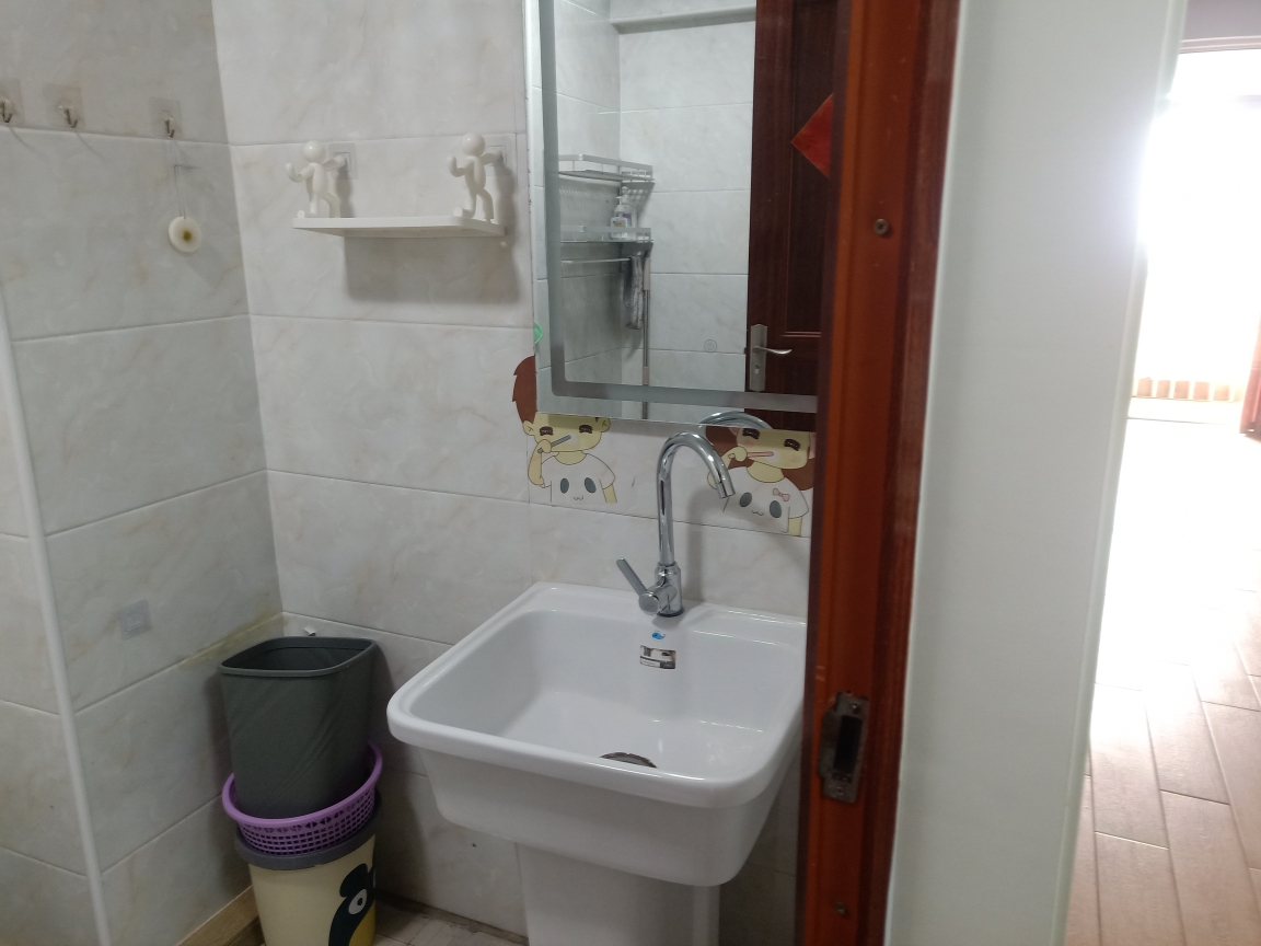 龙湖路1号一室一厅一厨一阳台房东急租_11