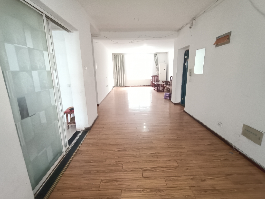 奥林花园 135平 南向精装三室 交通便利 配套齐全_2