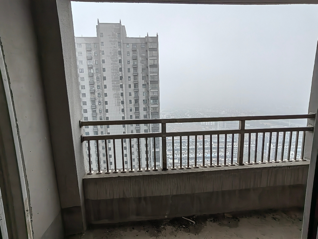 鸿朗阳光城3室2厅毛坯谢二小分校学区_8