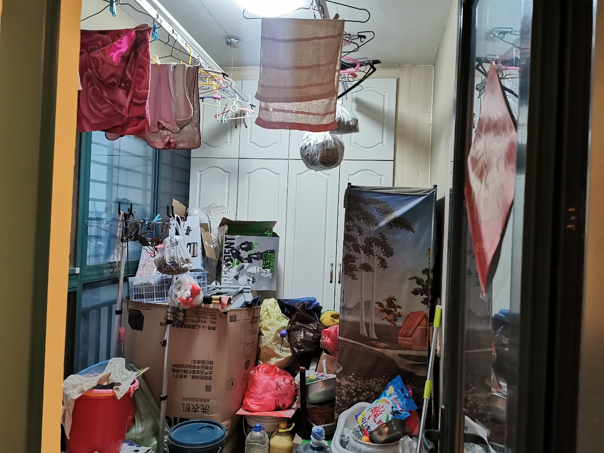 恒大绿洲精装修三室两厅出售_6