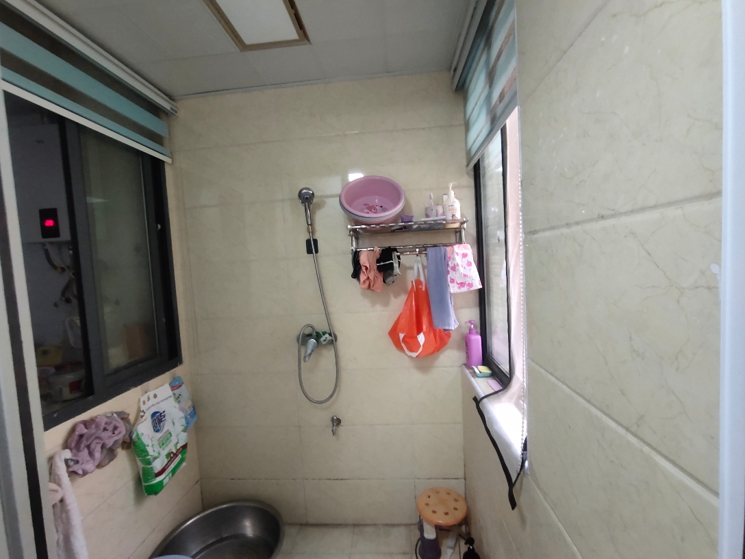 西湖春天84平精装两室南北通透学区房_9