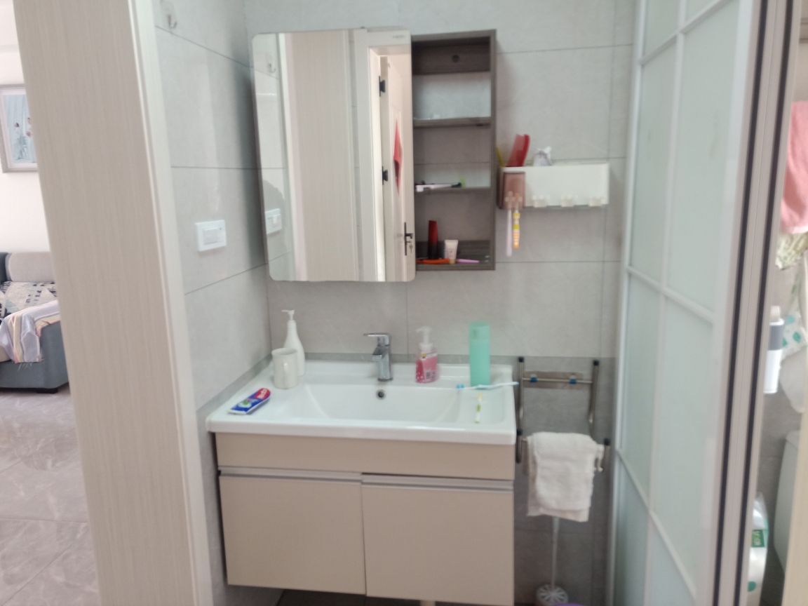 婚房未住万盛华府三室二厅一厨一卫一阳台_11