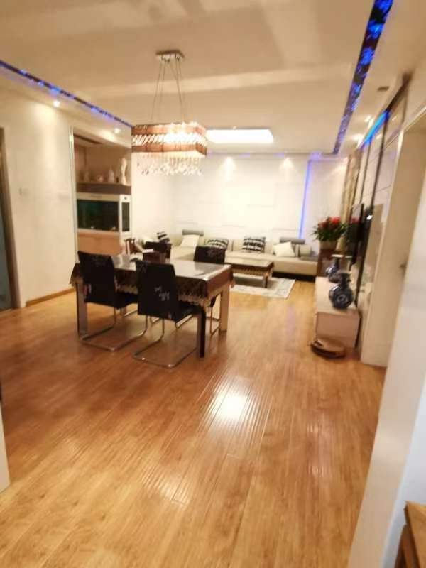 D壹街区 106平 精装三室 满两年 交通便利学区房_8