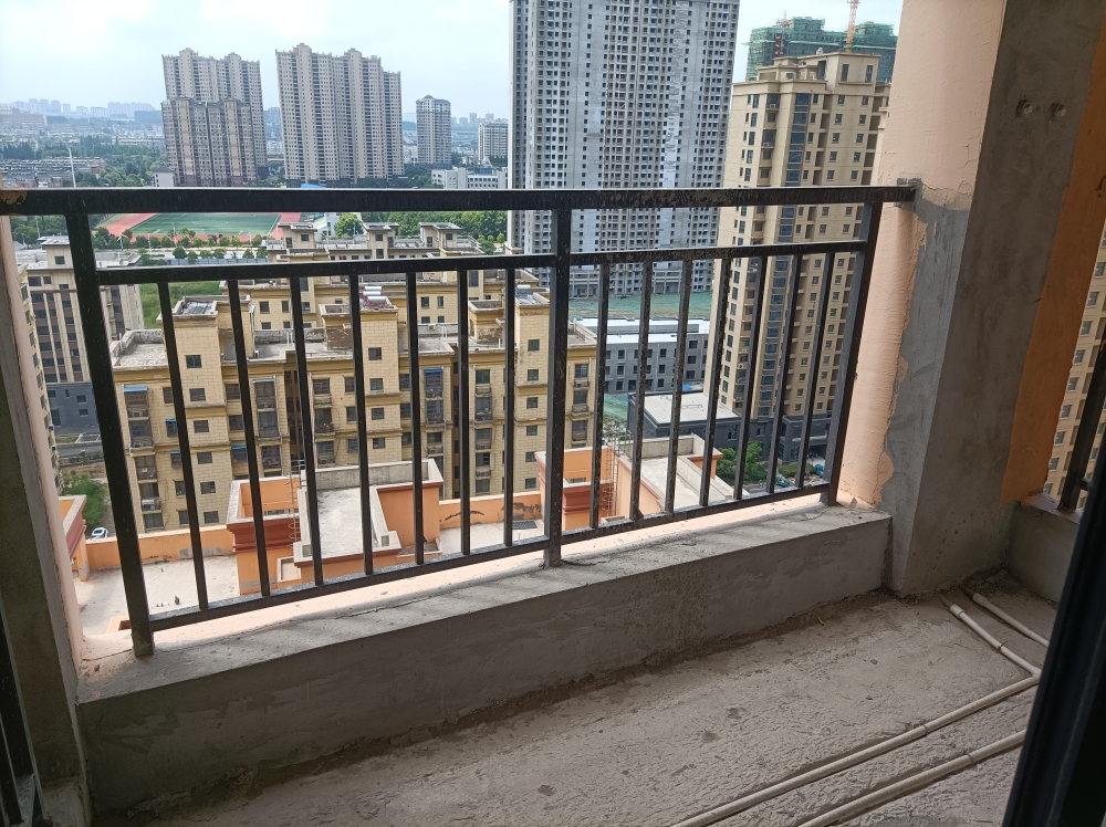 金恒雅园 两室两厅 毛坯 新房_5