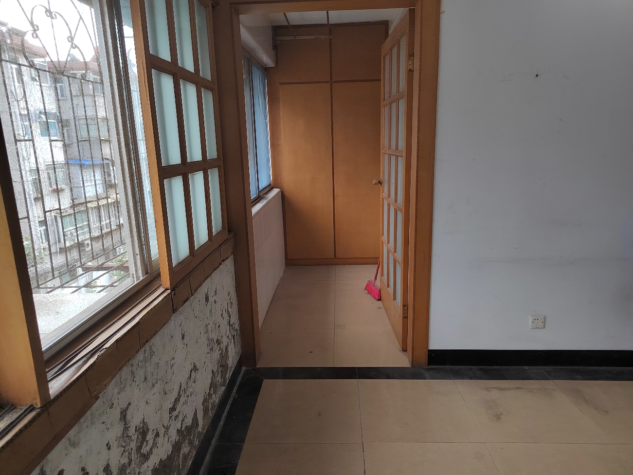 华声苑三室两厅多层四楼房型南北通透123.2平简装出售_10