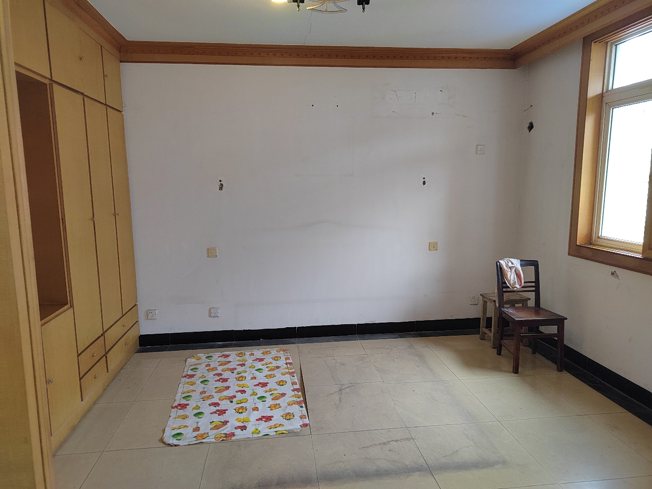 华声苑三室两厅多层四楼房型南北通透123.2平简装出售_5