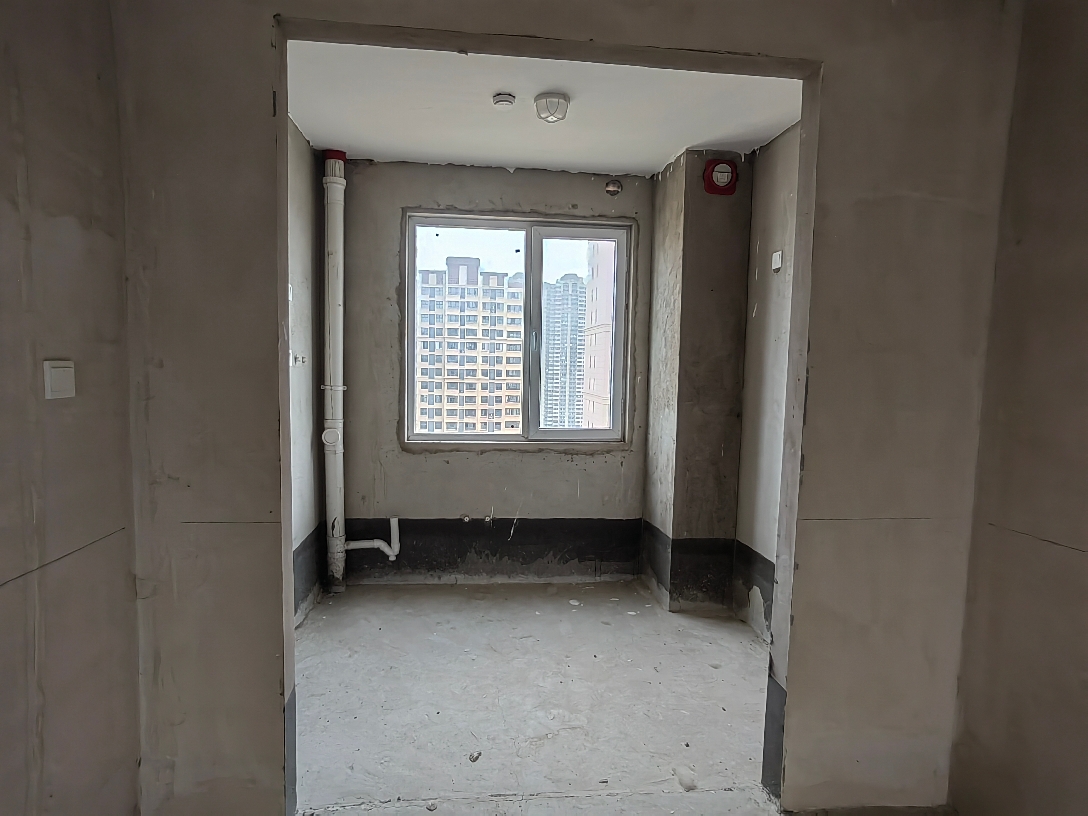 四宜新雅居毛坯3室出租 _6