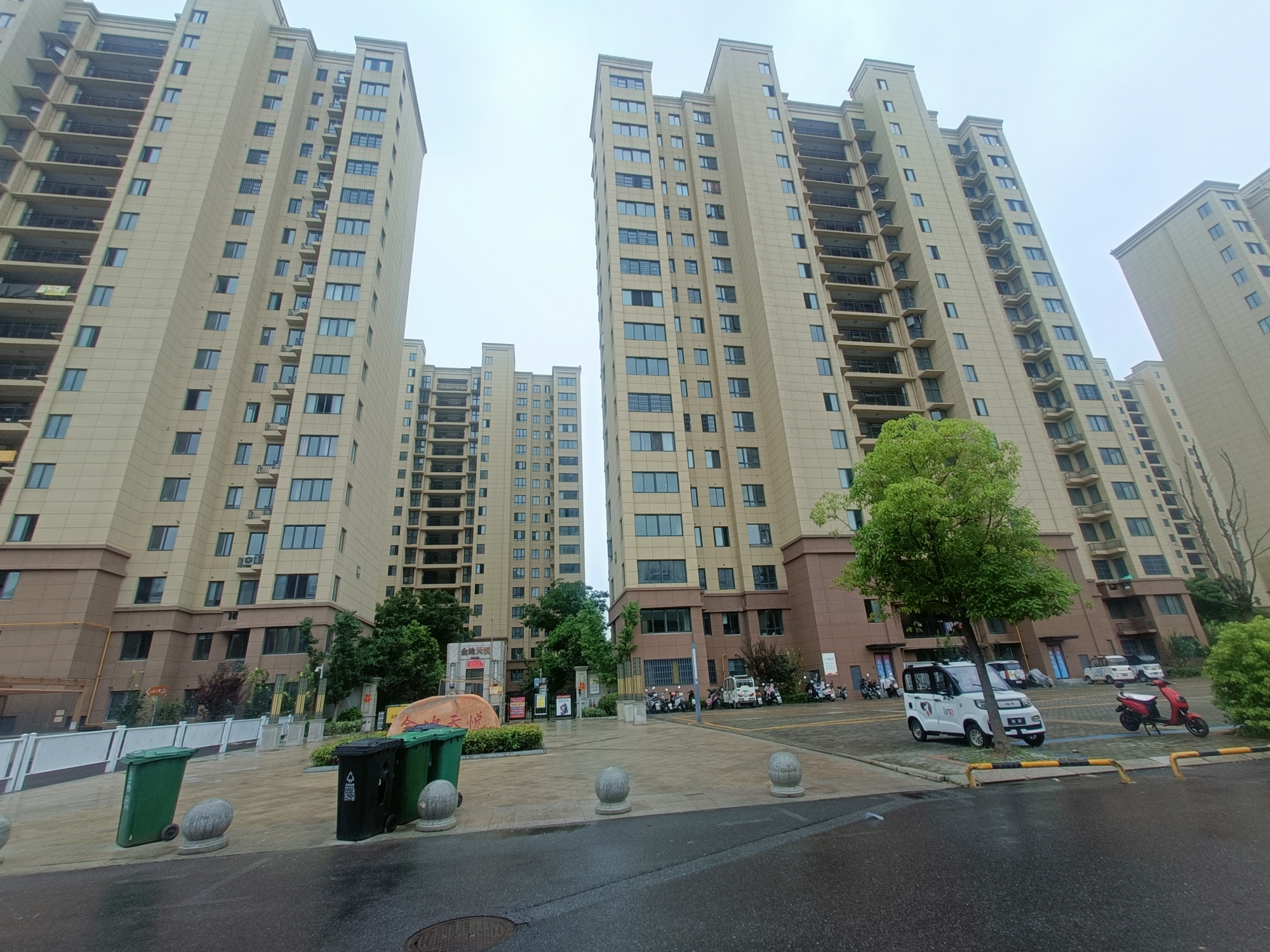 中央美域 68平临街旺铺 南向简装 优质地段人流密集_20