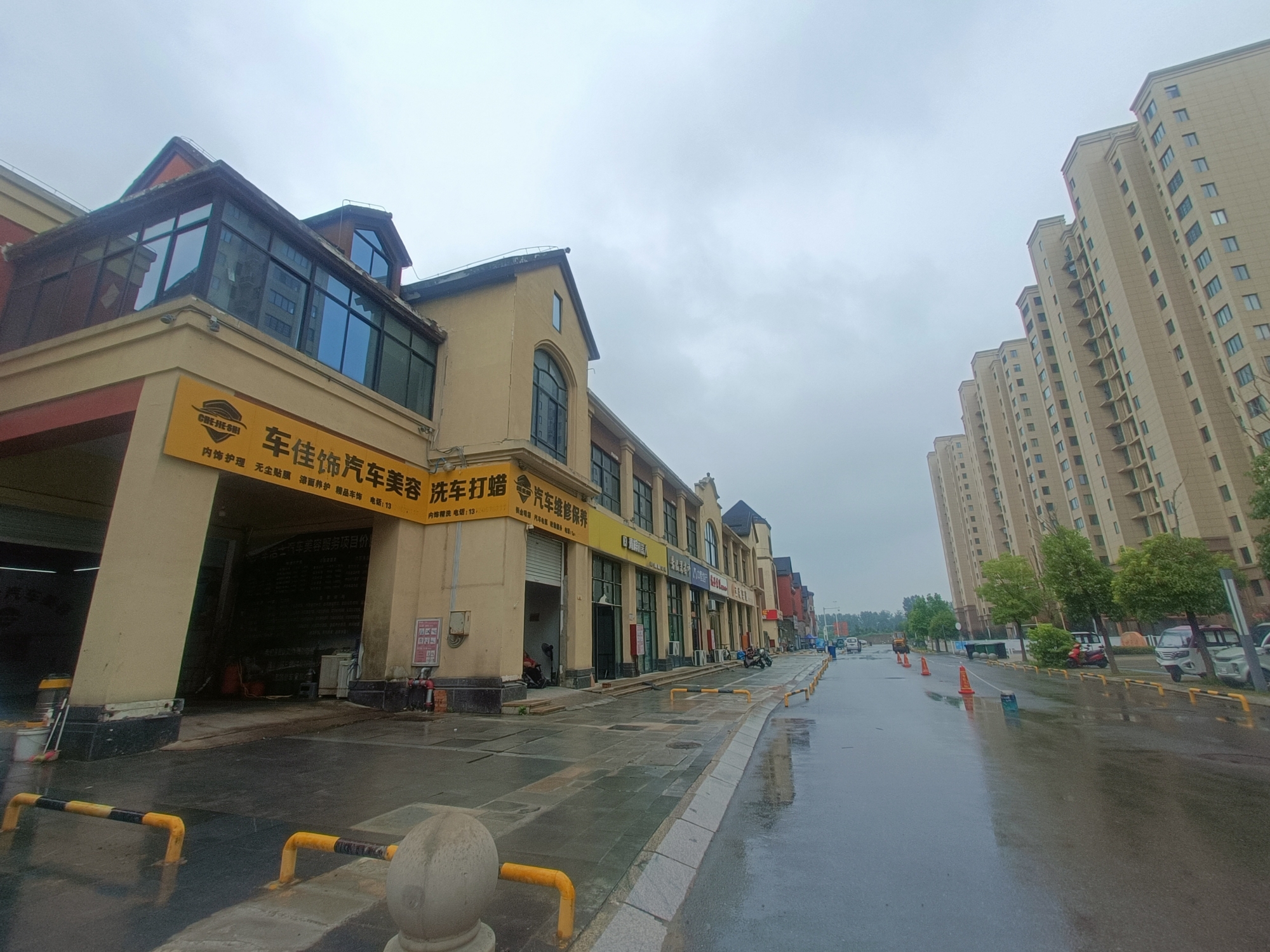 中央美域 68平临街旺铺 南向简装 优质地段人流密集_17