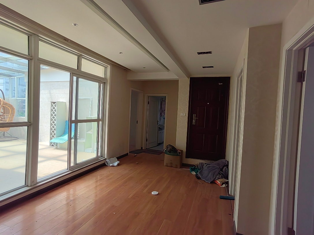 银鹭万树城 3室2厅2卫 简装 六跃七 十七小_2
