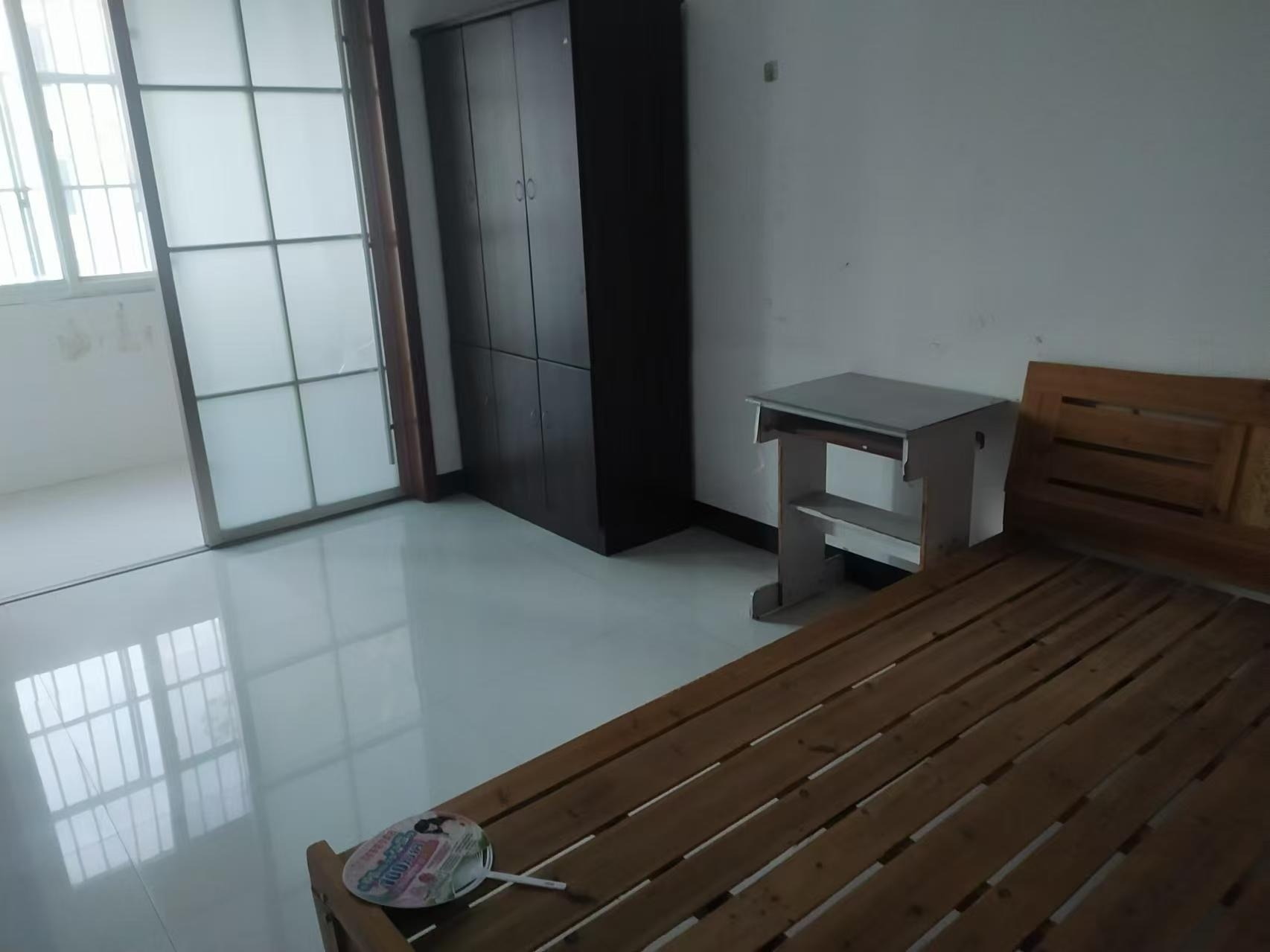 出租望北东区学校对面4楼_3