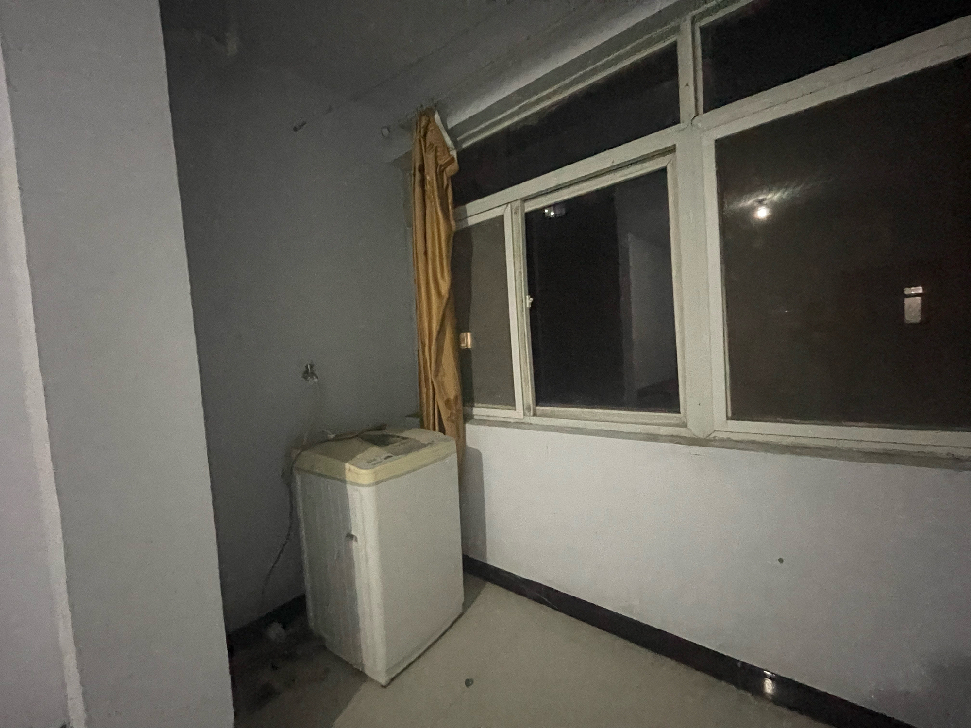 滨河小区 96平 简装两居 交通便利 学区房 满两年_6