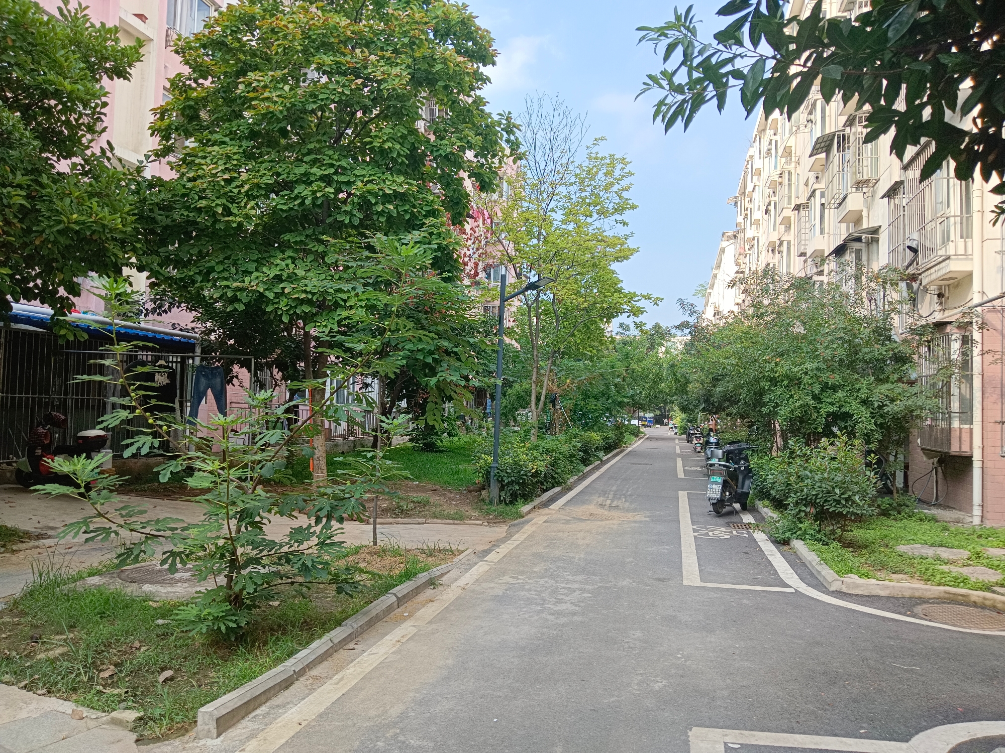 新社三村68平方简装，两室一厅，大门口位置。_10
