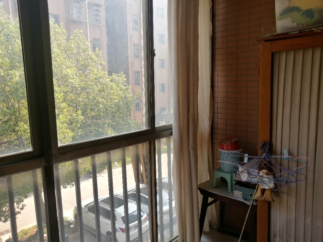 阳光国际城西区简装2室出租_7