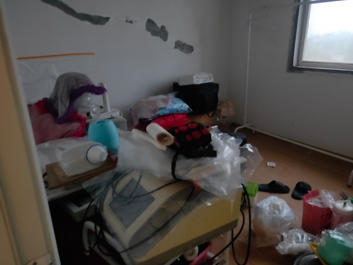 滨河小区7楼楼梯房701_7