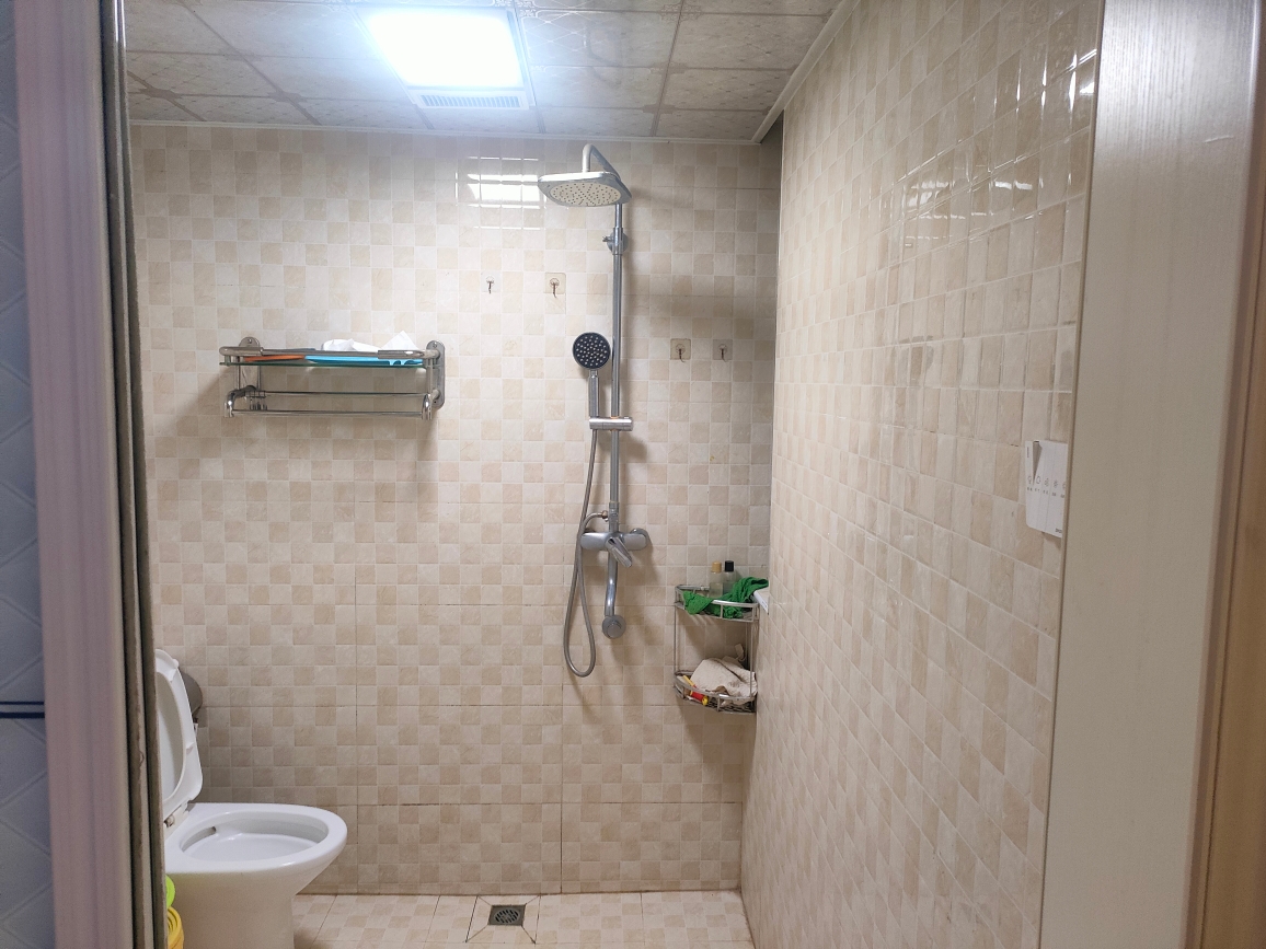 泉山湖学校对面2室2厅精装，家具家电齐全，多层2楼_9