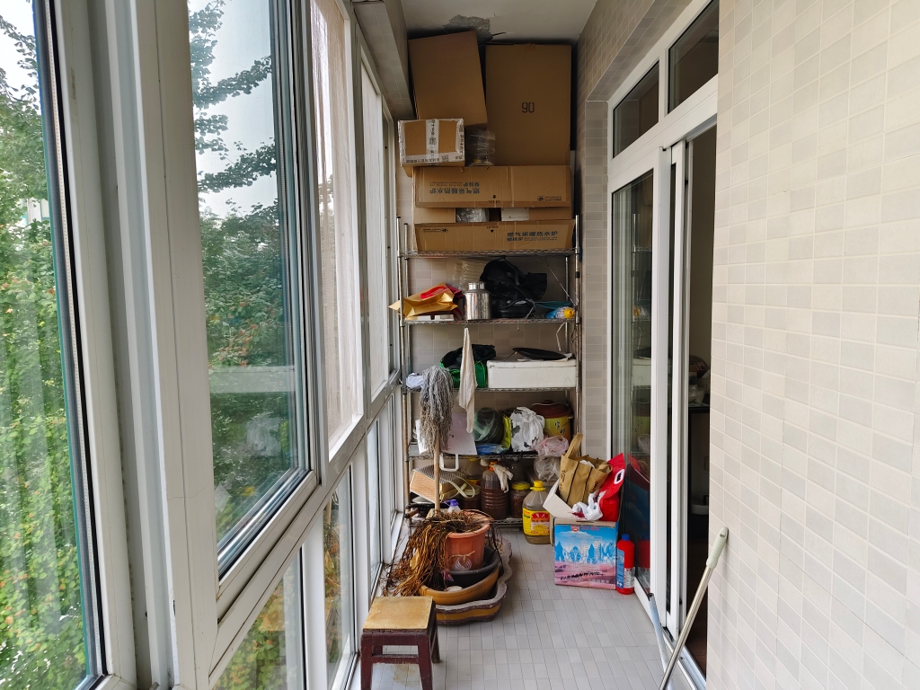 宜园 十八小学区多层3楼客厅地暖卧室墙暖 水龙头有冷热水_8