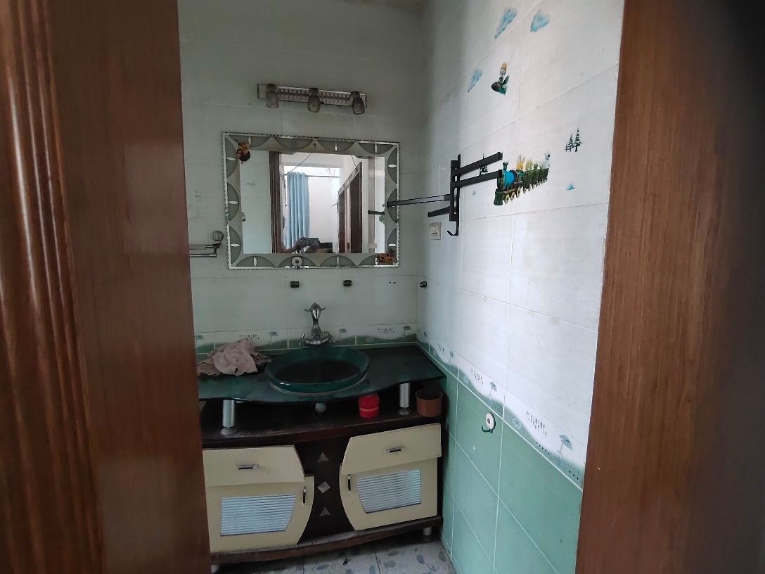 建西村 66平 南向两室一厅 简装随时看房_8