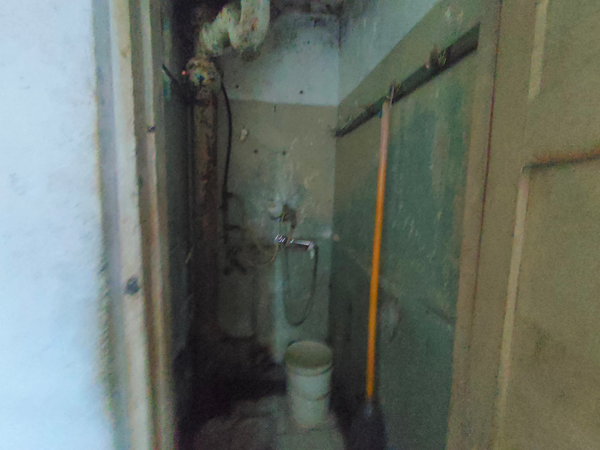 谢一小学区房2室1厅，简装房，地势好，两卧朝南，黄金地带_8