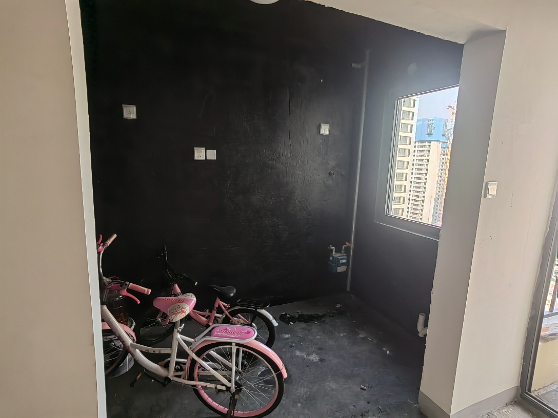 紫薇苑毛坯三室对外出租_3