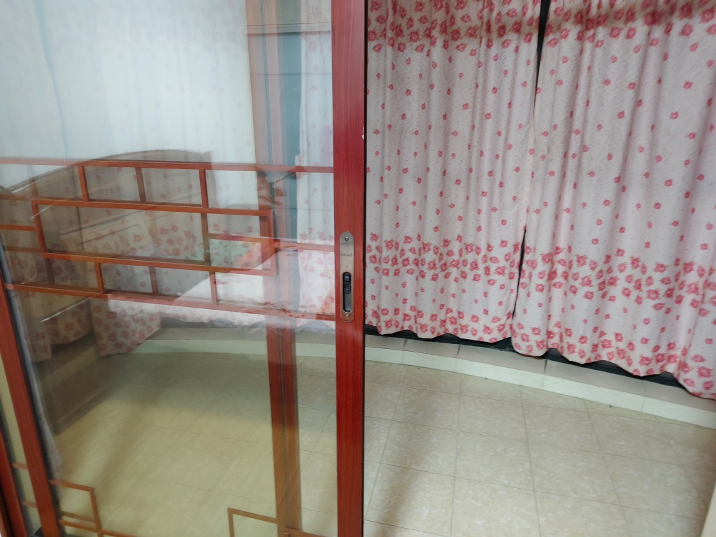 广场景苑，精装两室对外出租，家具家电齐全，拎包就能住_11
