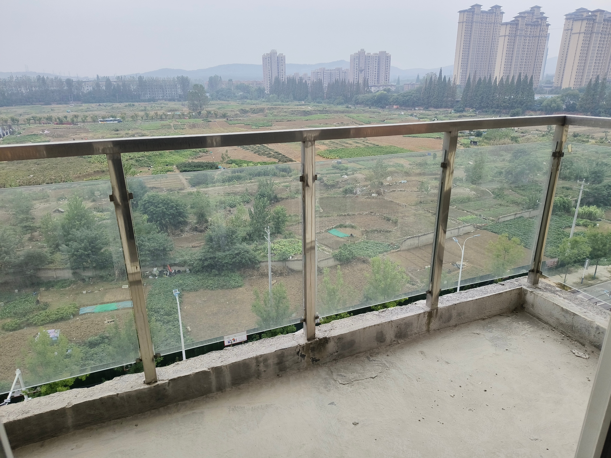 锦绣花园一期电梯房 毛坯2室吉方出售_4