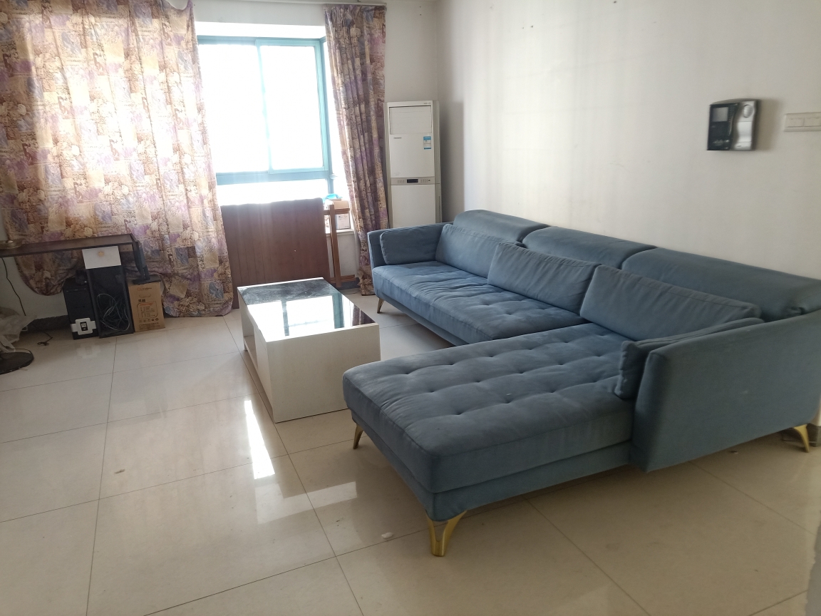 新时代广场 3室2厅 精装修 配套齐全 住家办公均可_2
