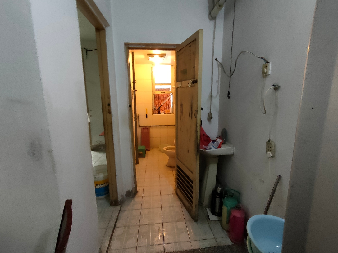 园丁小区 一楼带院子  两室两厅_17