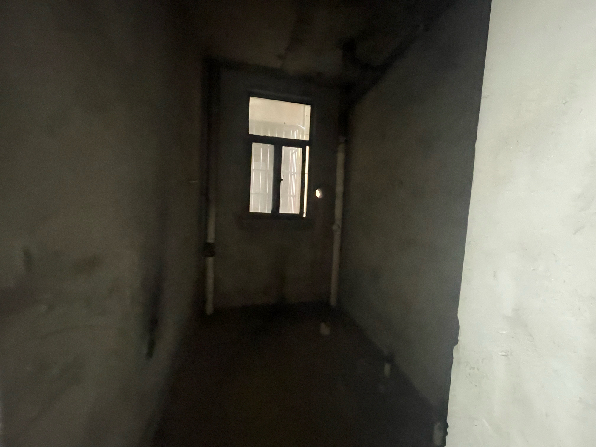 新蓝天小区3室2厅毛坯对外出售_7