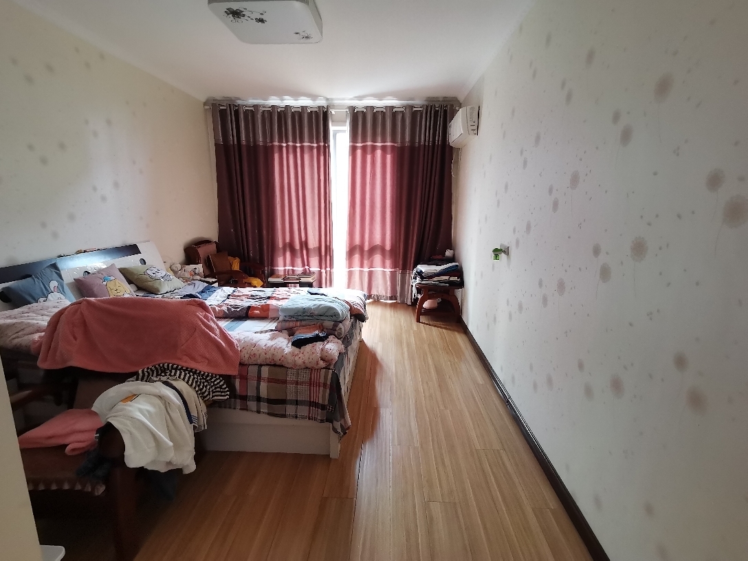 西湖春天精装修送家具家电_3