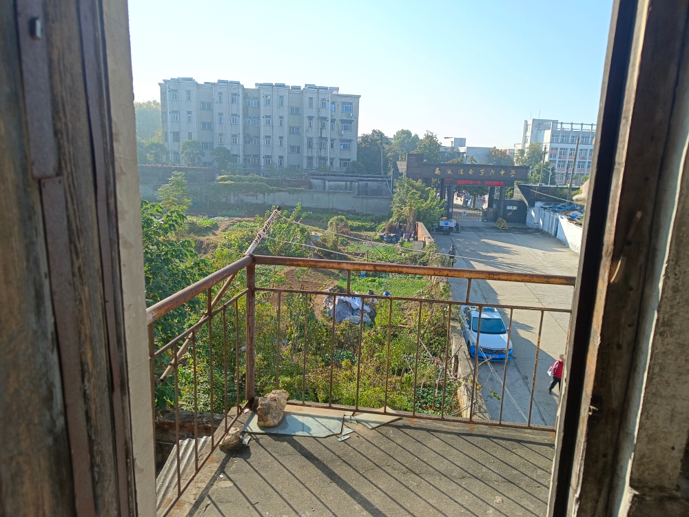 谢家集区望峰岗靠山村2室1厅出租学区六中_6