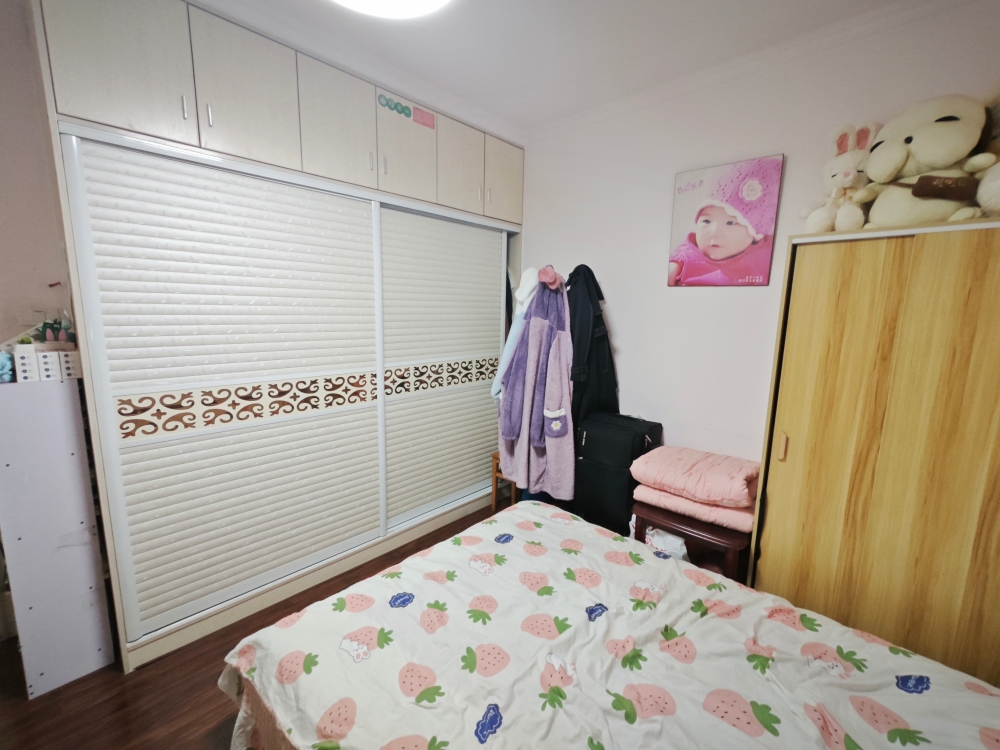 圣地新都会 精装 两室两厅 诚心出售_3