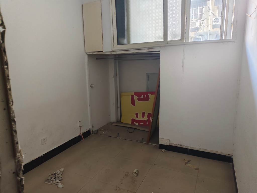 急售，教师新村商铺_8