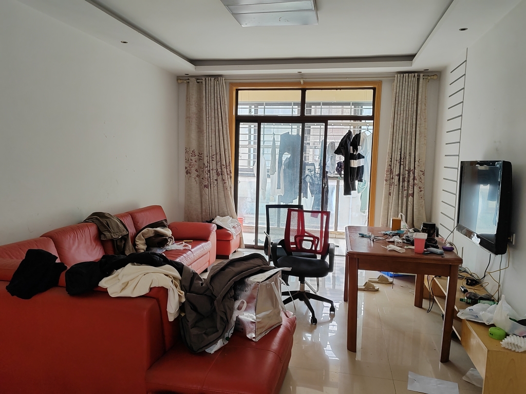上品印象精装修多层5楼三房两厅诚心出售_4