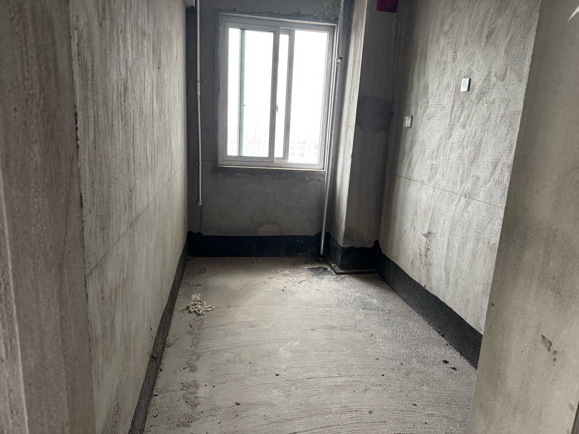 万盛阳光城市两室两厅毛坯急售_2